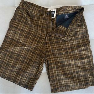 Billabong men’s shorts. Size 36